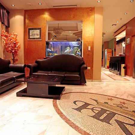 Hotel Regency Korce Bagian luar foto