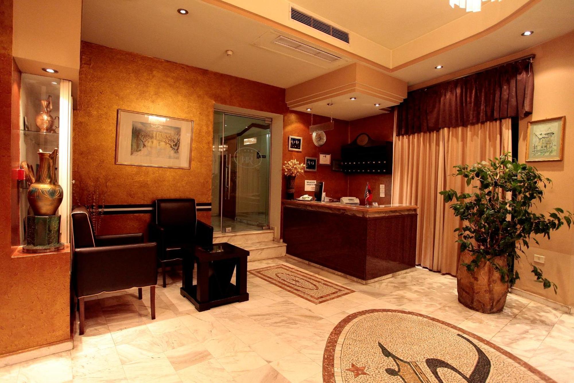 Hotel Regency Korce Bagian luar foto