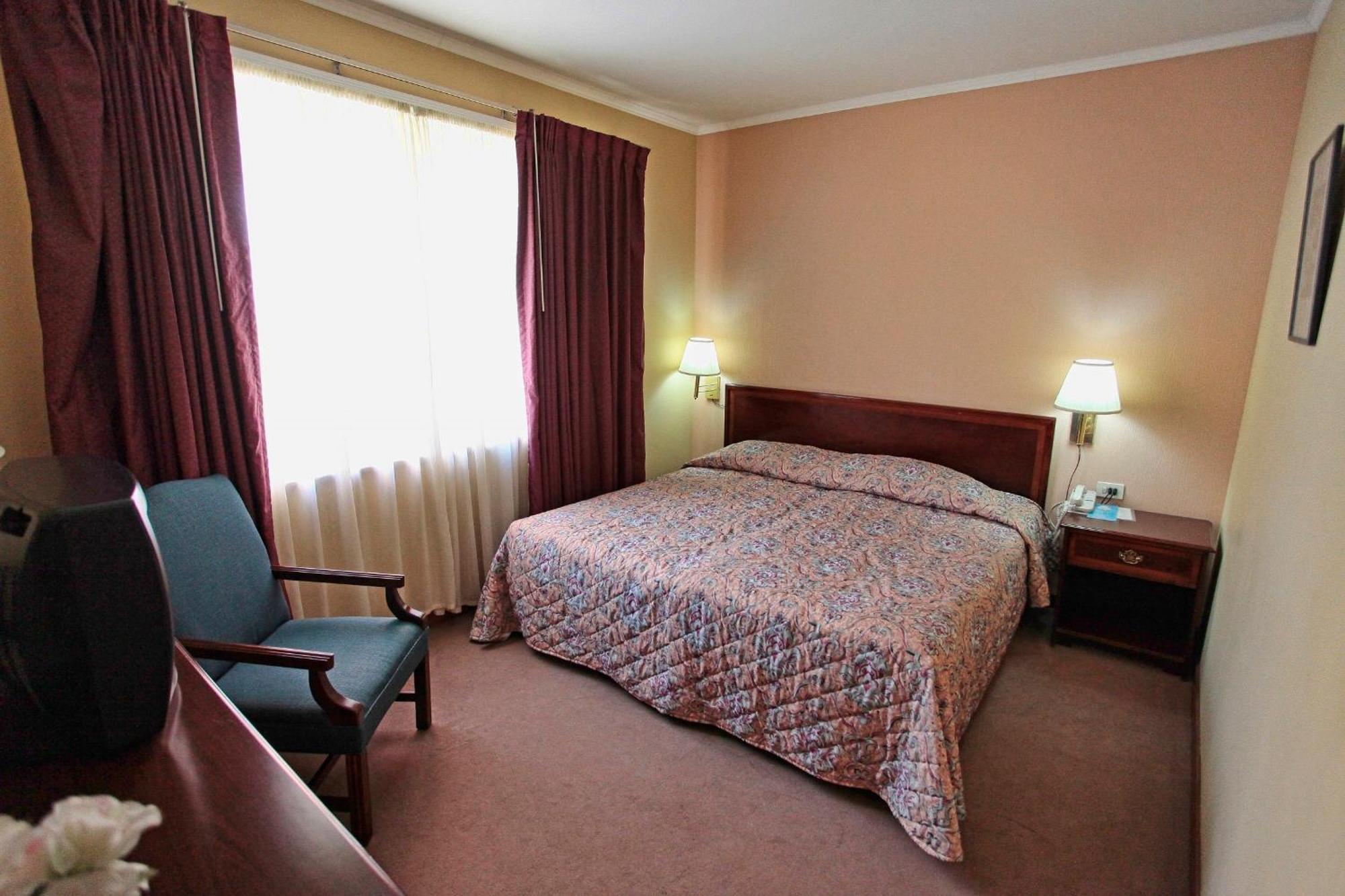 Hotel Regency Korce Bagian luar foto